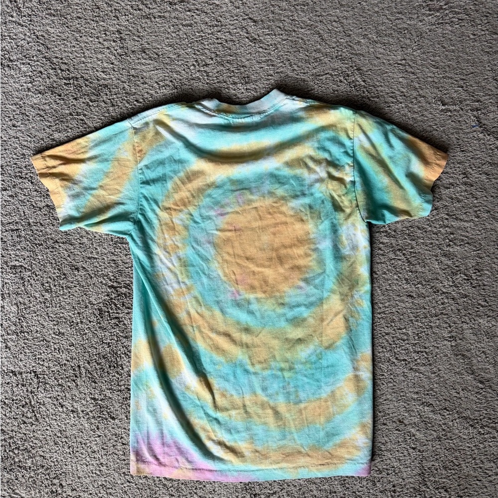 Colorful Racing Graphic Tee - Picture 5 of 5